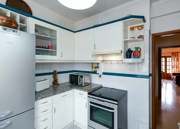 Διαμέρισμα 23 *